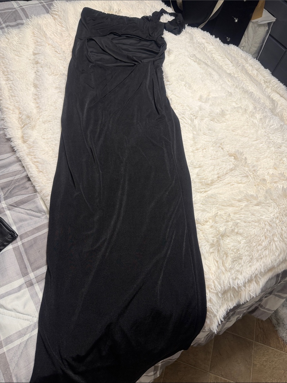 Fashion Nova Black Maxi Skirt with Side Knot Detail